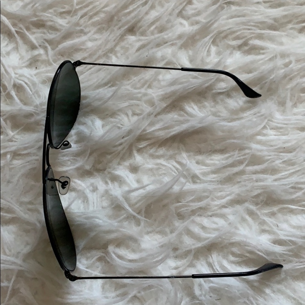 Ray-Ban Aviators - image 2